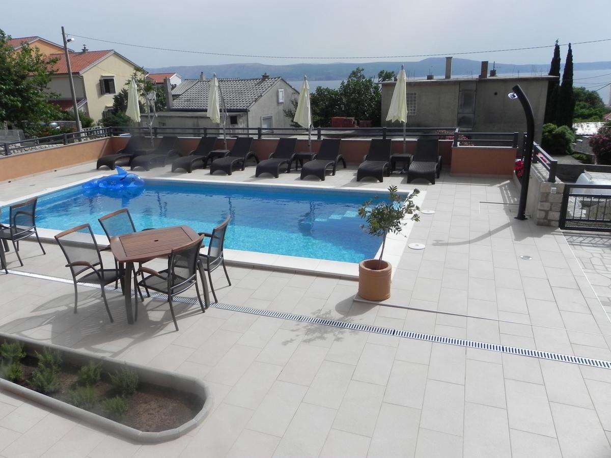 Apartments Antolic Novi Vinodolski Exterior foto